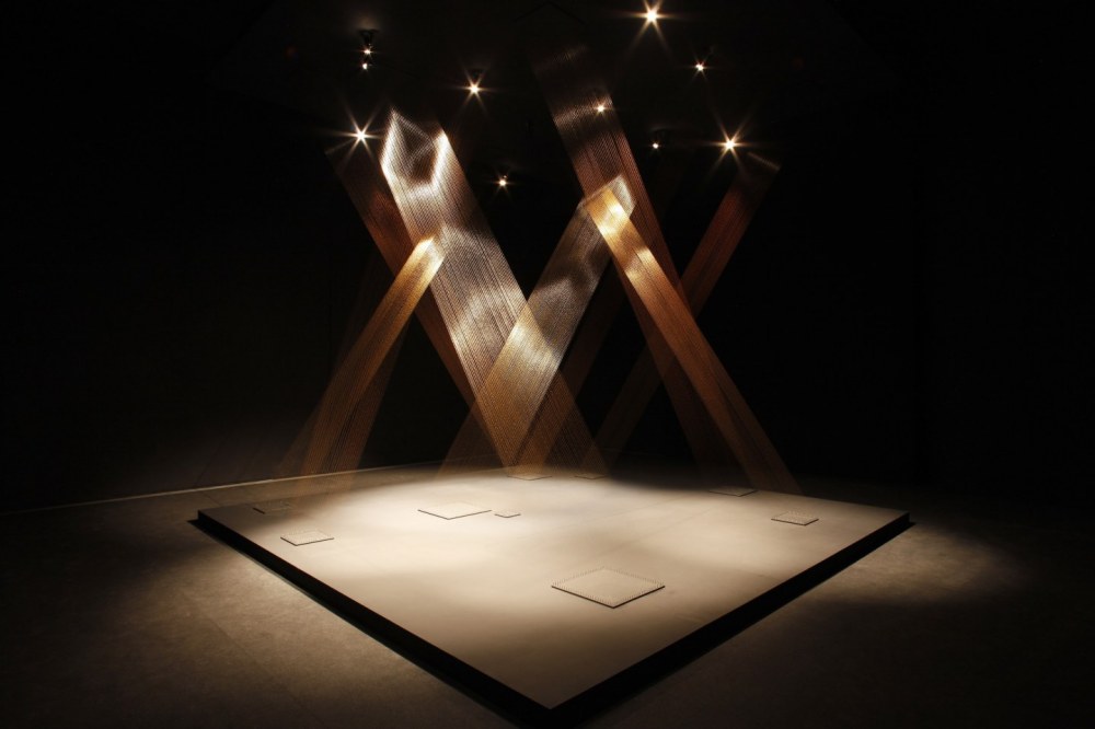 1-a-main-ygia_pape_tteia_1_c_web_magnetized_space_2011_1