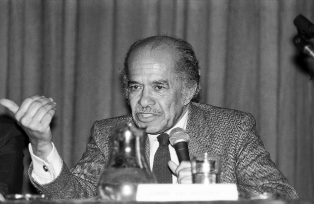 Grobet__coloquio__Juan_Acha.jpg