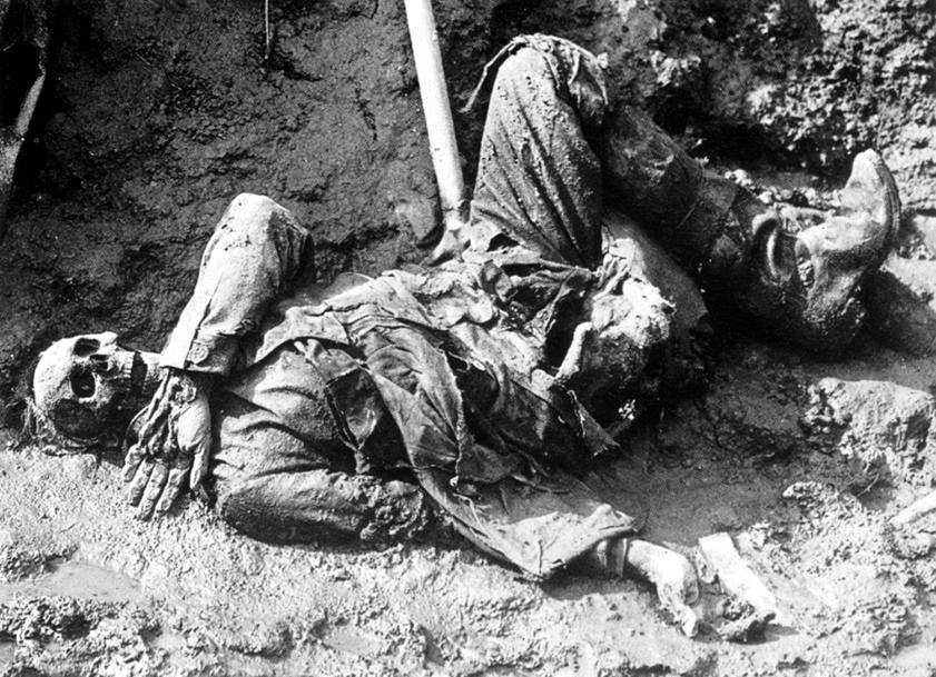 Soldado-alemán-muerto-durante-la-Batalla-del-Somme-en-la-Primera-Guerra-Mundial-PD