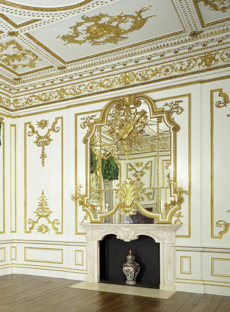fig-24-music-room-v-a.jpg